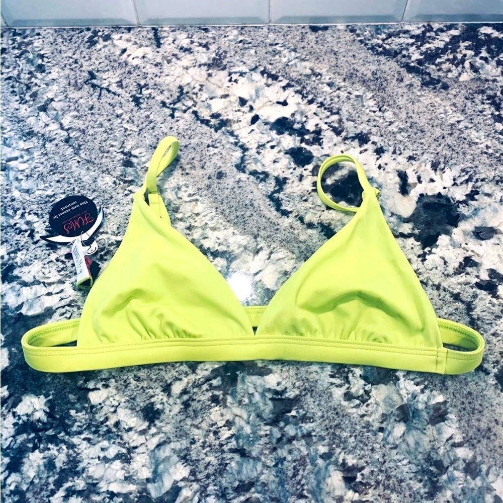 Bikini Top Size Large NWT